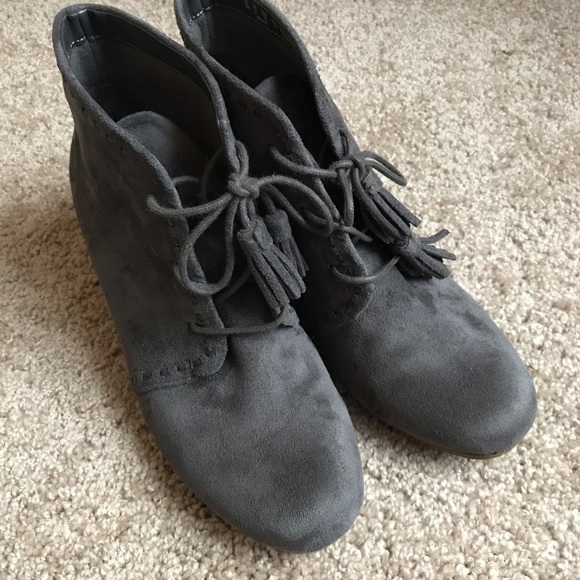 Dr. Scholl's Deluxe Wedge Bootie Size:8 - Picture 6 of 7